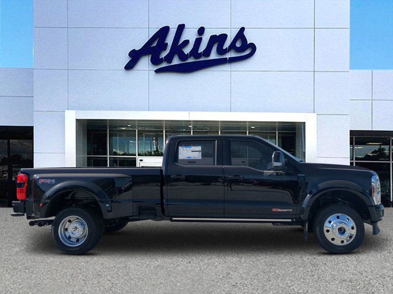 2026 Ford Super Duty F-450 DRW Platinum