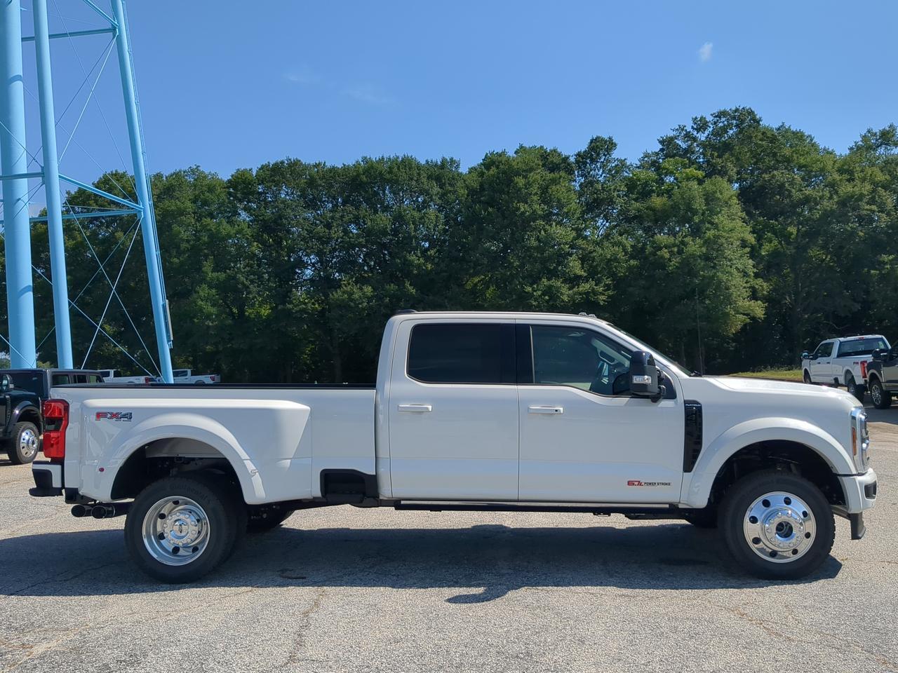 2026 Ford Super Duty F-450 DRW