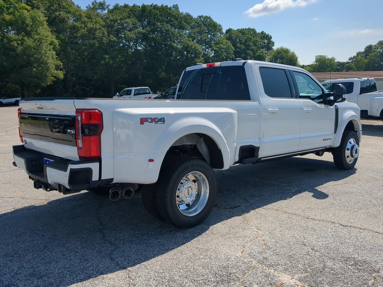 2026 Ford Super Duty F-450 DRW Platinum Winder GA