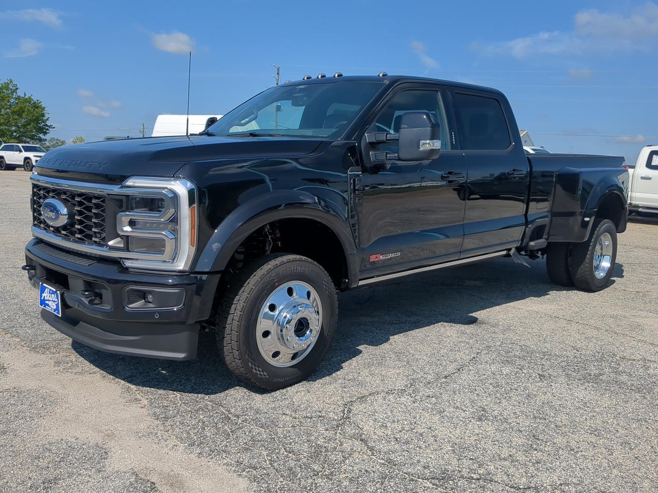 2026 Ford Super Duty F-450 DRW Platinum Winder GA