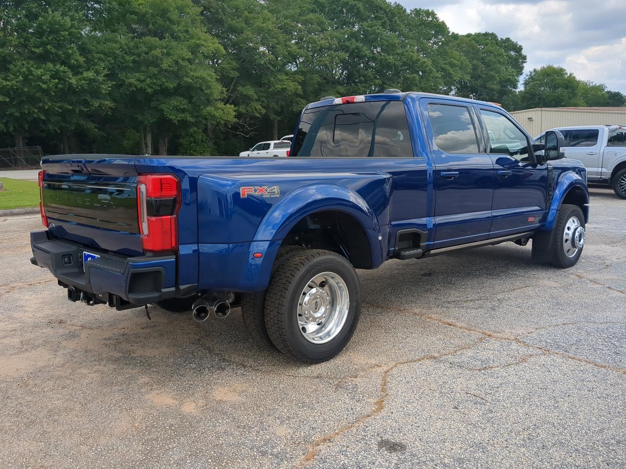 2026 Ford Super Duty F-450 DRW Platinum Winder GA