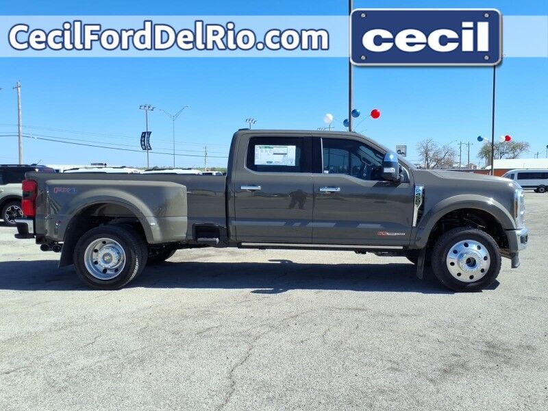 2026 Ford Super Duty F-450 DRW XL