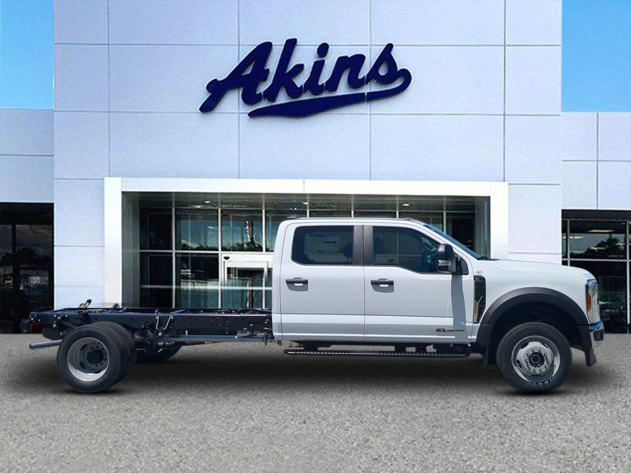 2026 Ford Super Duty F-450 DRW XL