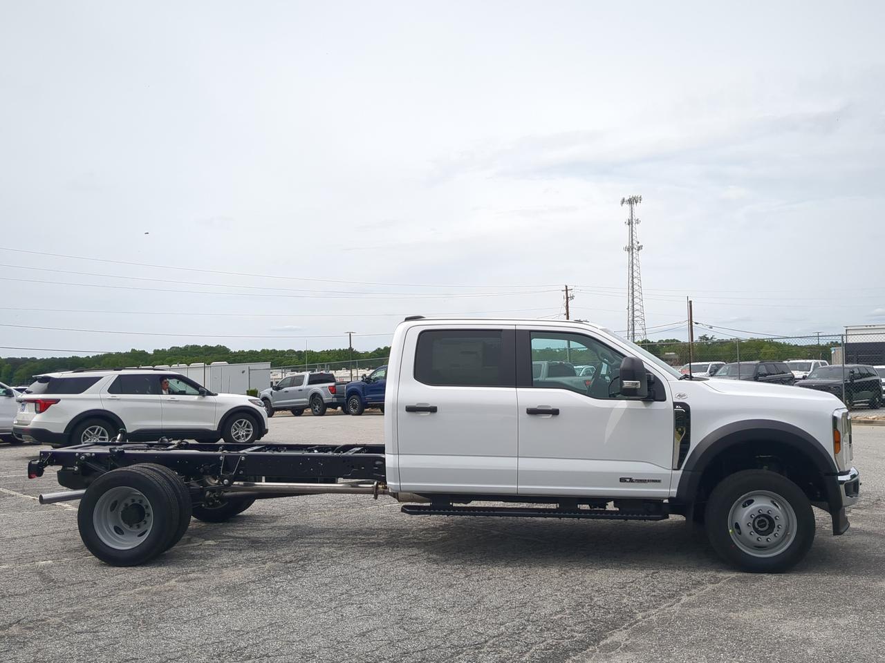 2026 Ford Super Duty F-450 DRW XL