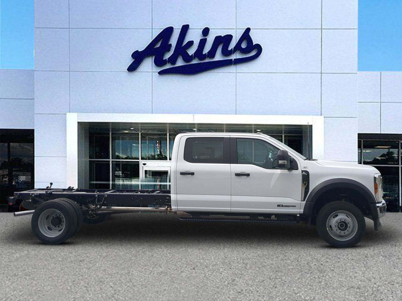2026 Ford Super Duty F-450 DRW XL