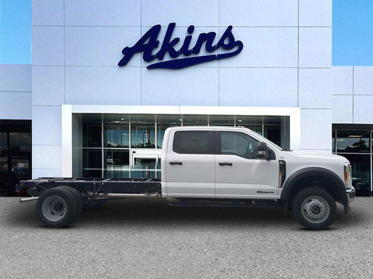 2026 Ford Super Duty F-450 DRW XL