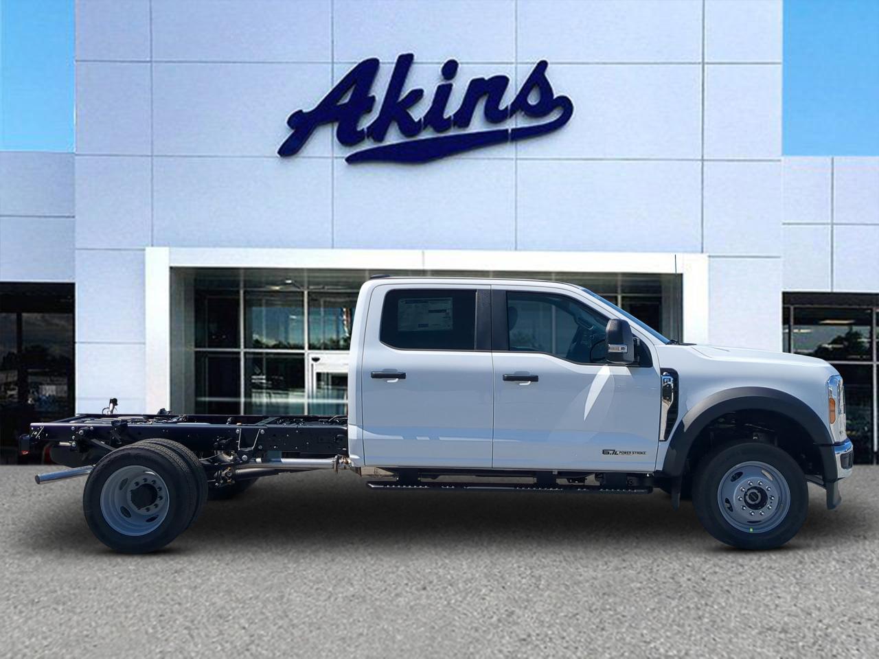 2026 Ford Super Duty F-450 DRW XL