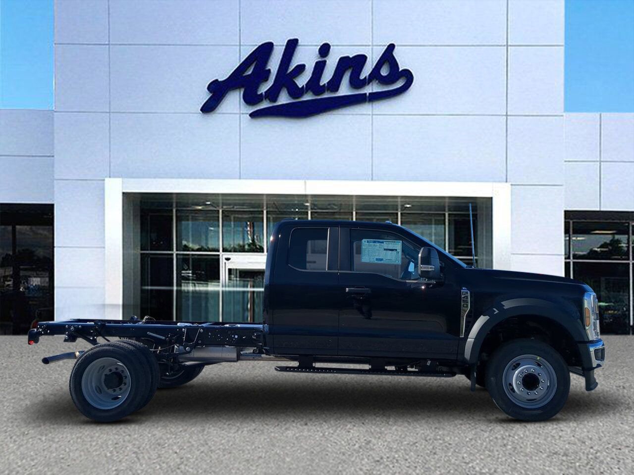 2026 Ford Super Duty F-450 DRW XL