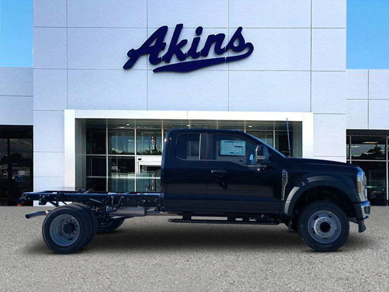 2026 Ford Super Duty F-450 DRW XL