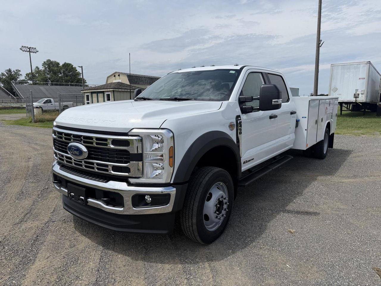 2026 Ford Super Duty F-450 DRW XL