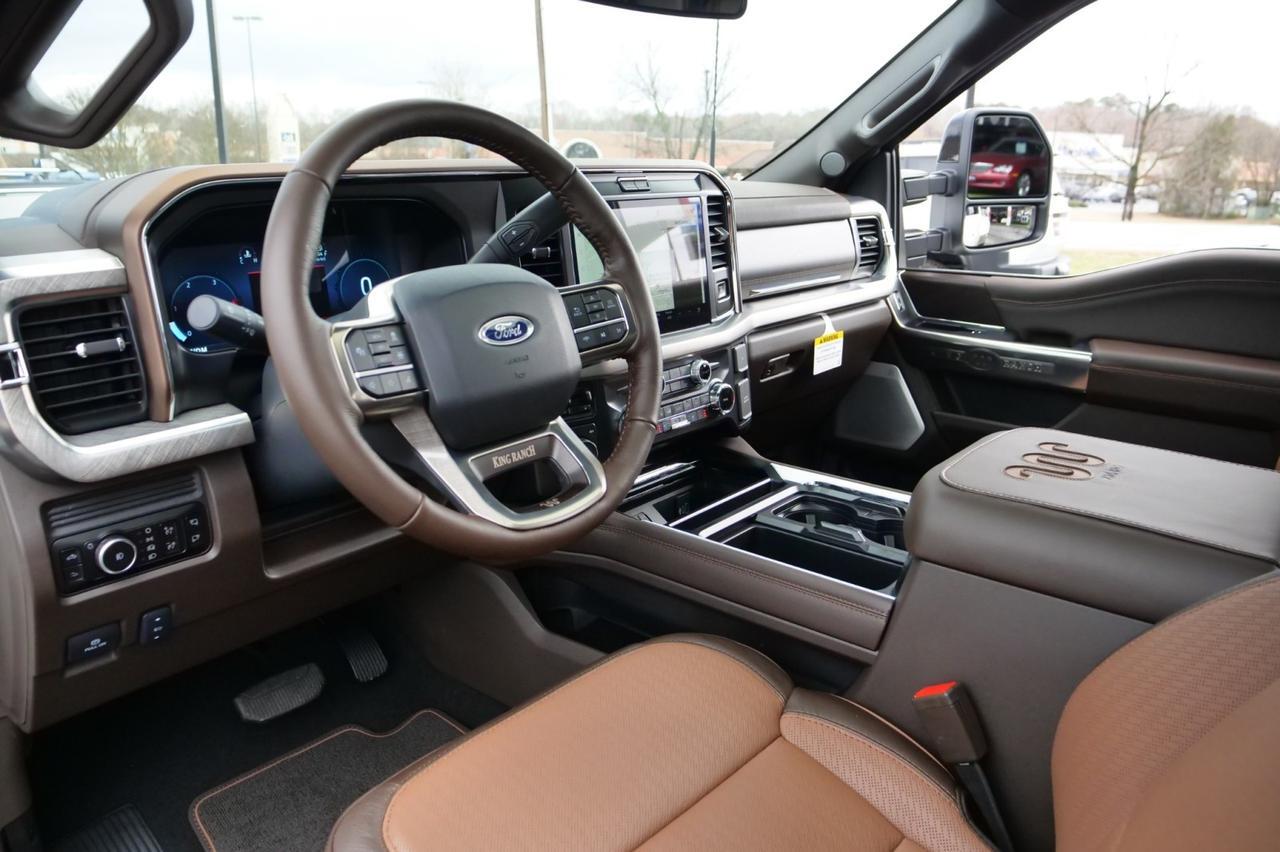 2026 Ford Super Duty F-450 King Ranch 4X4 / DRW / HO Diesel / 5th Wheel! Lincolnton NC