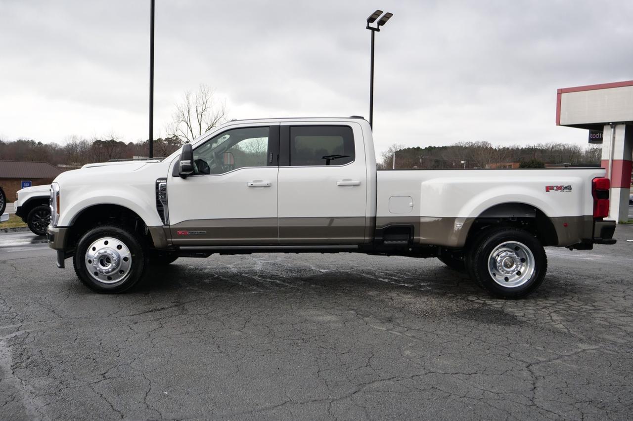 2026 Ford Super Duty F-450 King Ranch 4X4 / DRW / HO Diesel / 5th Wheel! Lincolnton NC