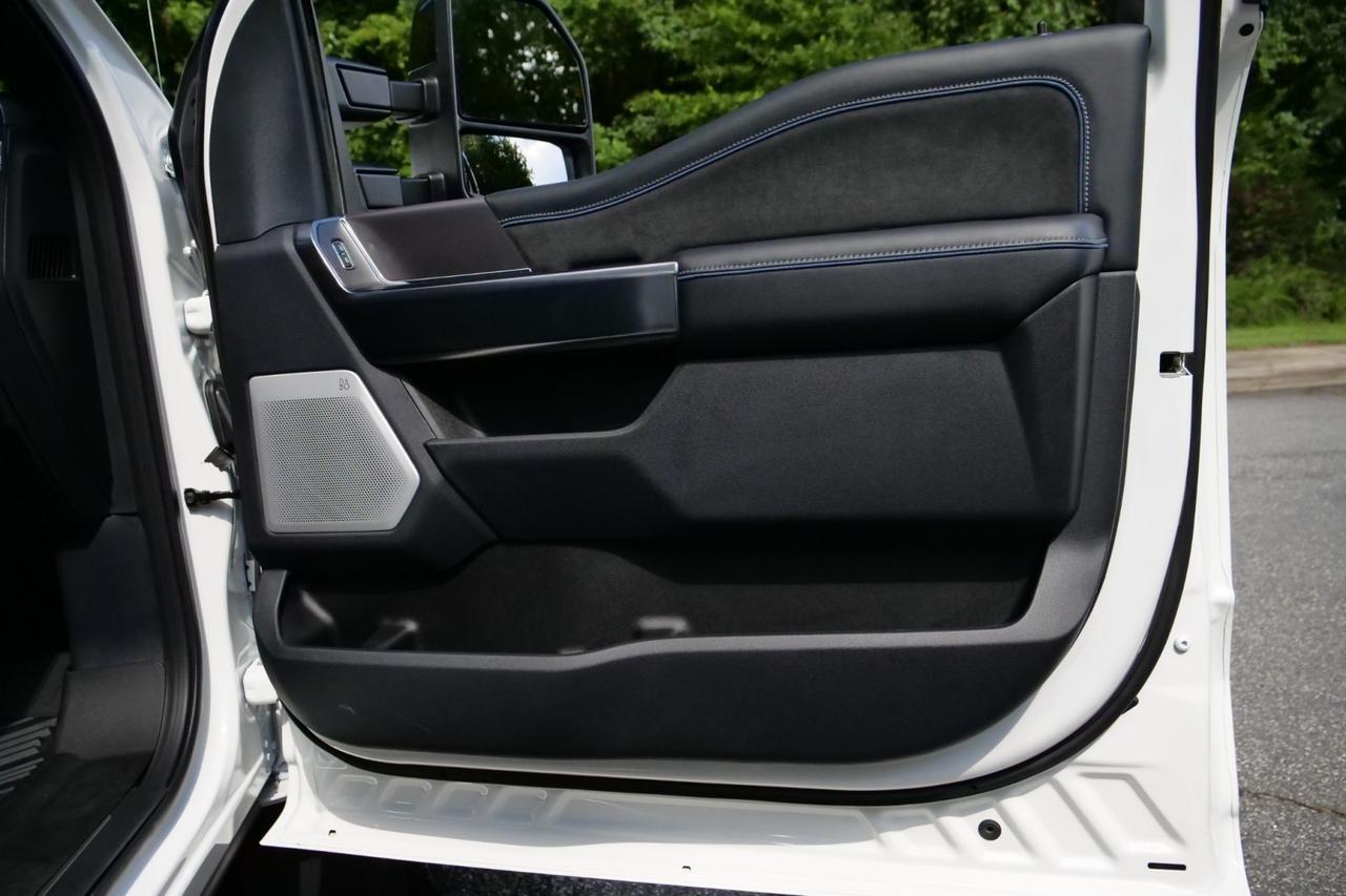 2026 Ford Super Duty F-450 Platinum 4X4 / DRW / 6.7L V8 Diesel / Massaging Seats! Lincolnton NC