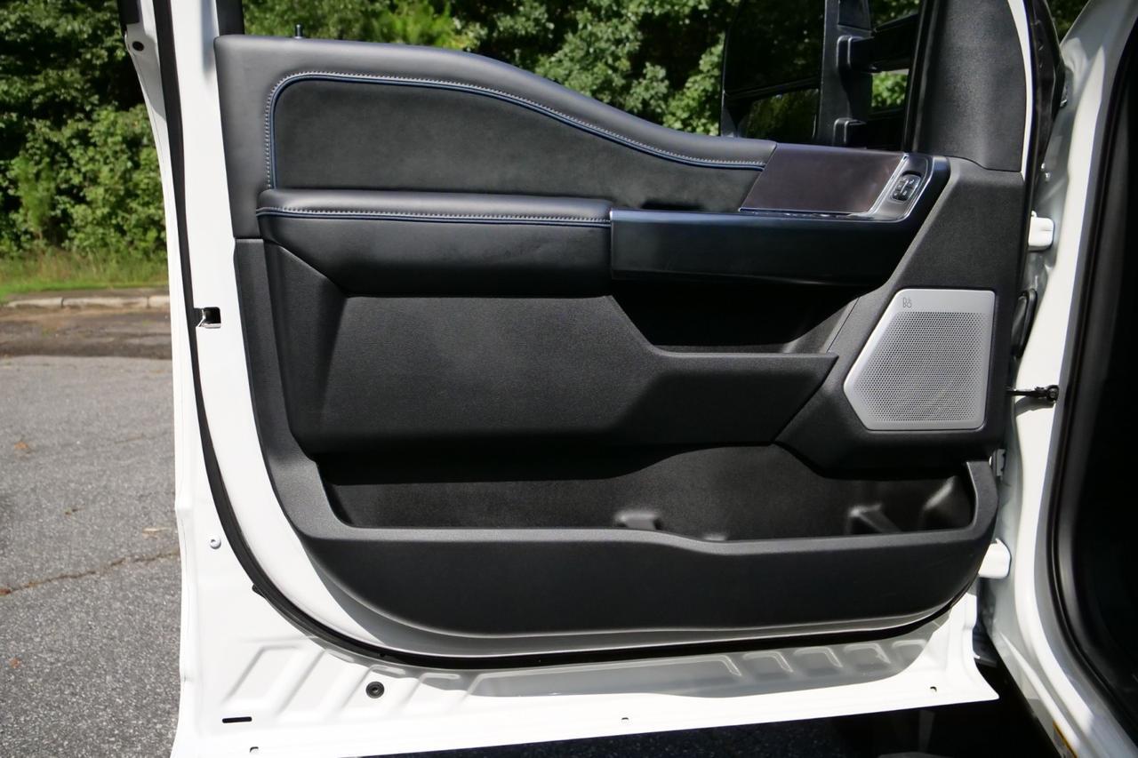 2026 Ford Super Duty F-450 Platinum 4X4 / DRW / 6.7L V8 Diesel / Massaging Seats! Lincolnton NC