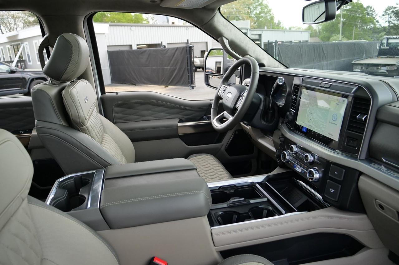 2026 Ford Super Duty F-450 Platinum 4X4 / DRW / Plus Package / HO Diesel! Lincolnton NC