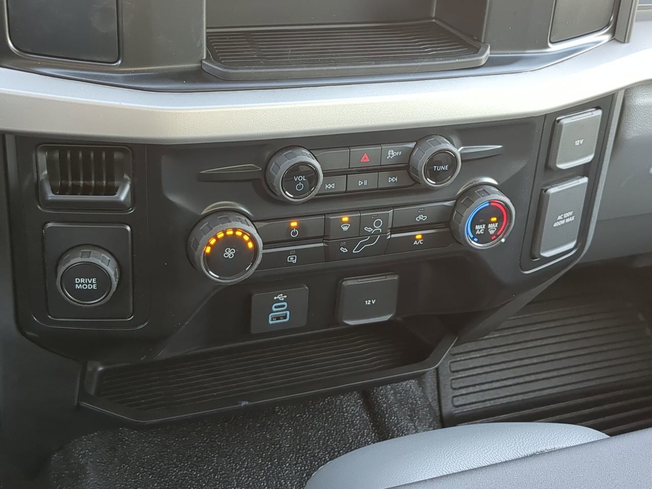 2026 Ford Super Duty F-550 DRW Box Truck Winder GA