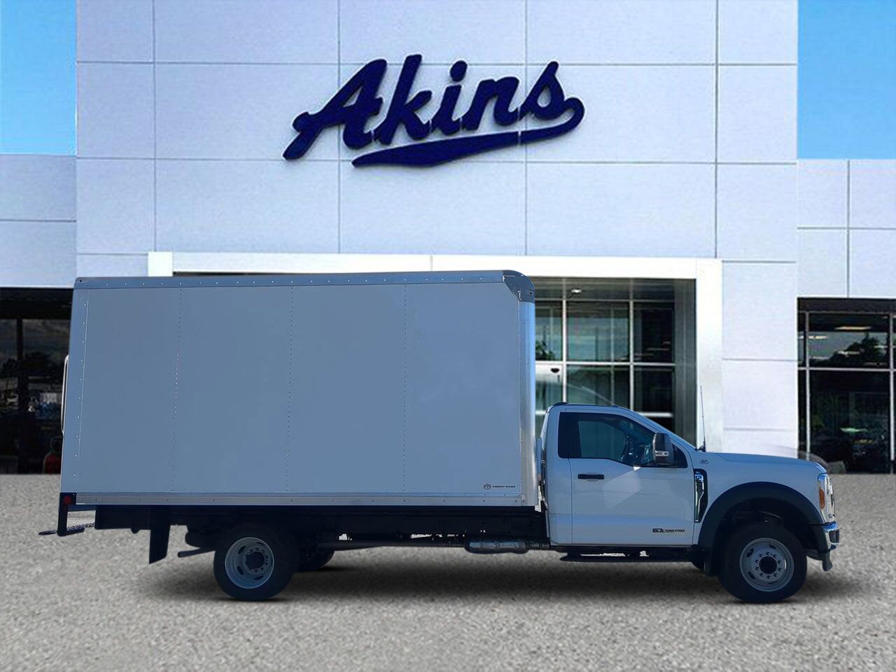 2026 Ford Super Duty F-550 DRW Box Truck