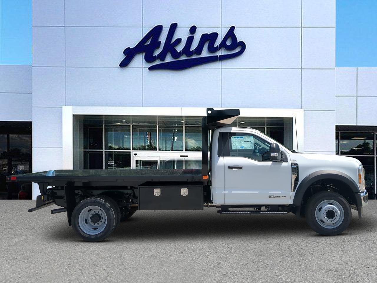 2026 Ford Super Duty F-550 DRW Flatbed Dump
