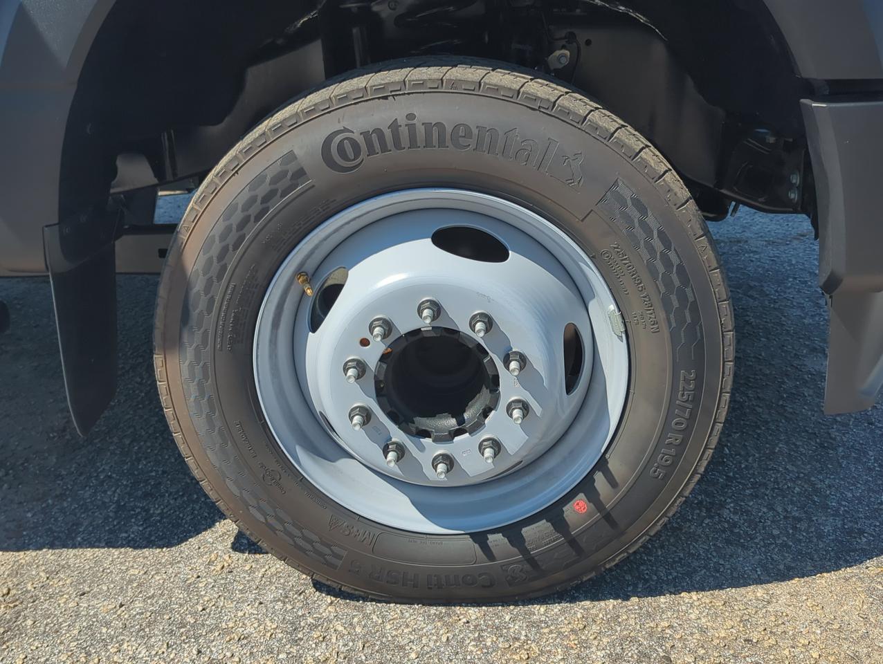 2026 Ford Super Duty F-550 DRW Flatbed Appleton WI