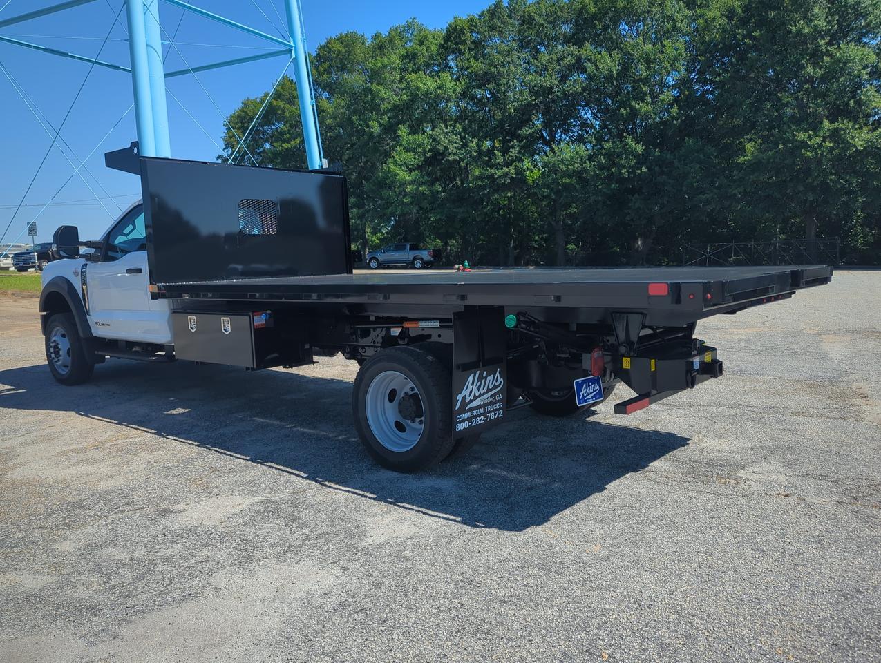 2026 Ford Super Duty F-550 DRW Flatbed Appleton WI