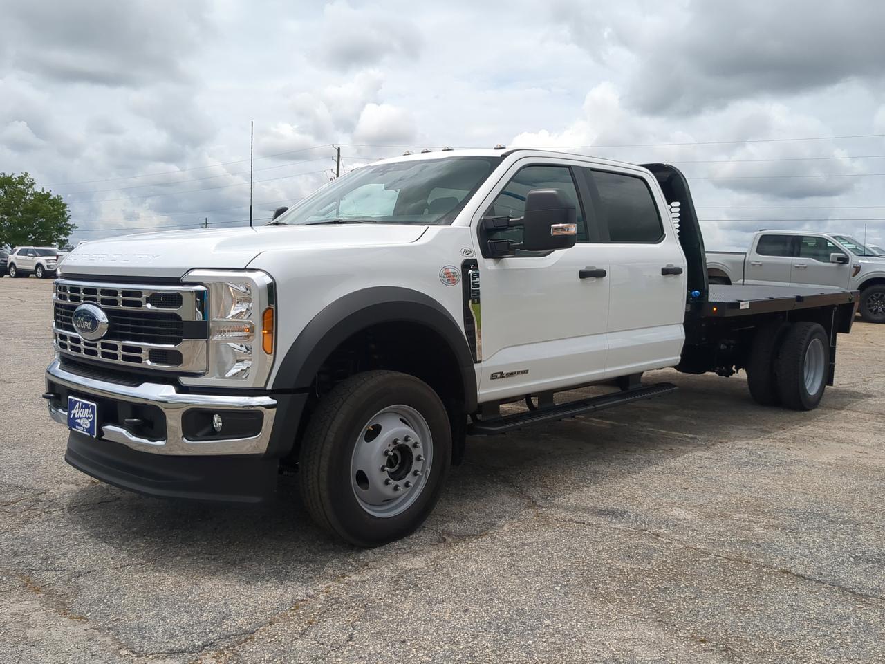 2026 Ford Super Duty F-550 DRW Flatbed Appleton WI