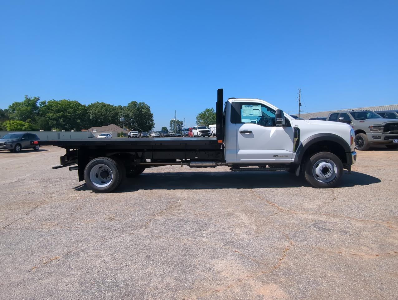 2026 Ford Super Duty F-550 DRW Flatbed Winder GA