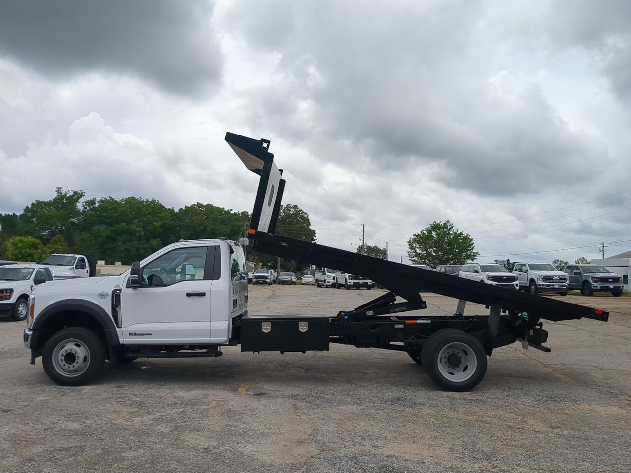 2026 Ford Super Duty F-550 DRW Flatbed Winder GA
