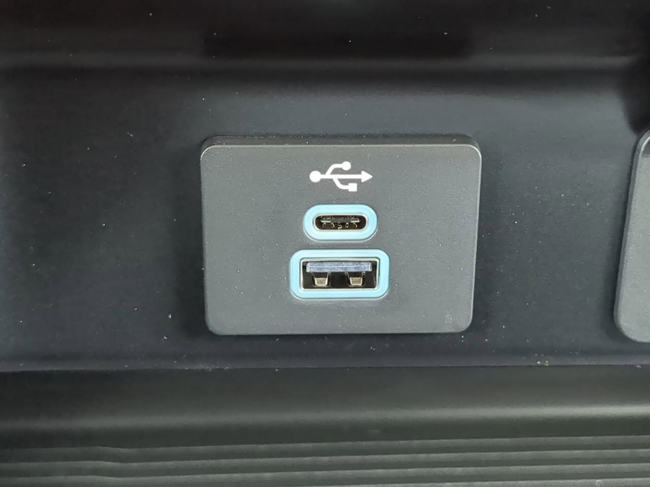 2026 Ford Super Duty F-550 DRW Service Body Appleton WI