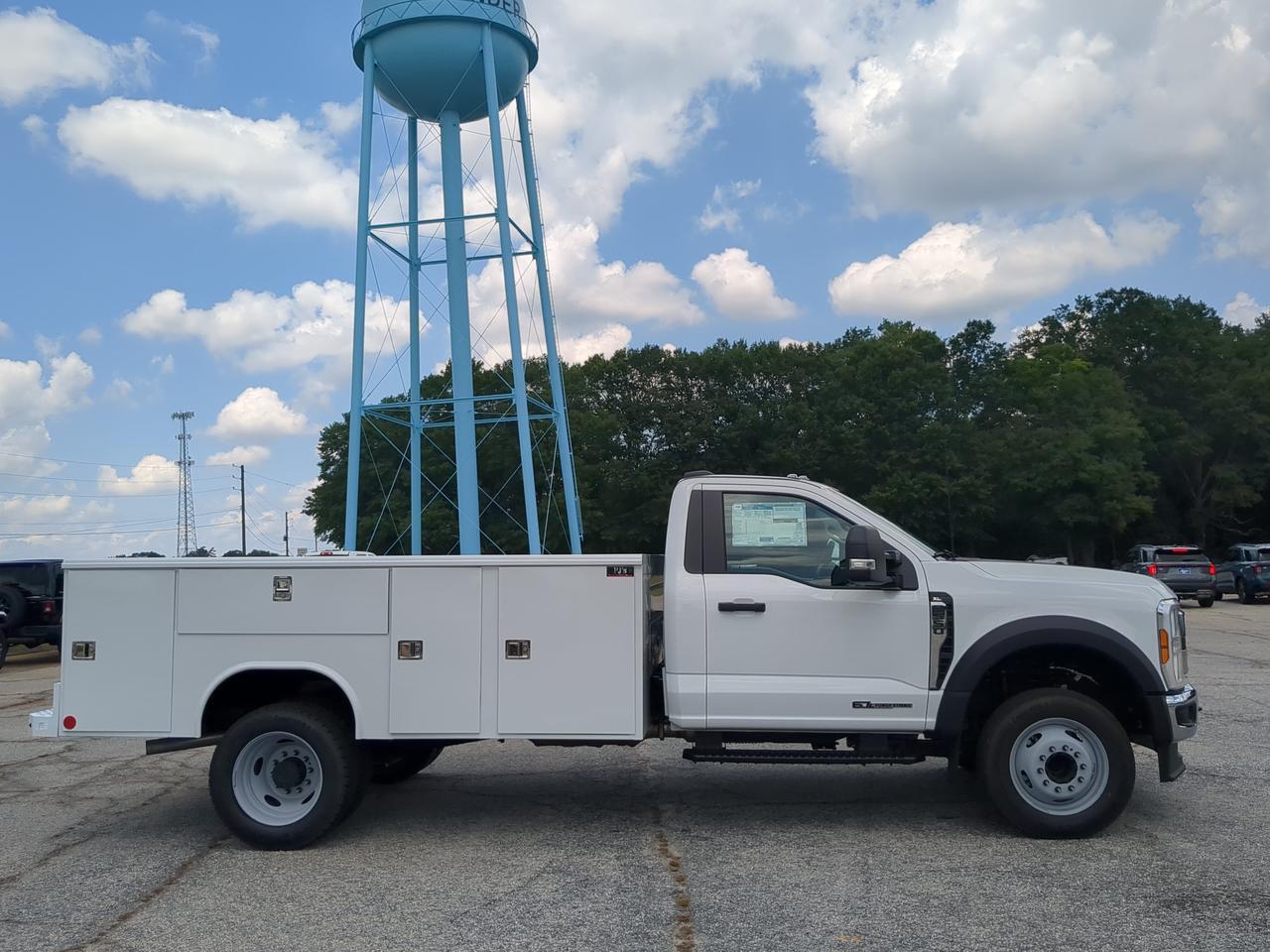 2026 Ford Super Duty F-550 DRW Service Body Winder GA