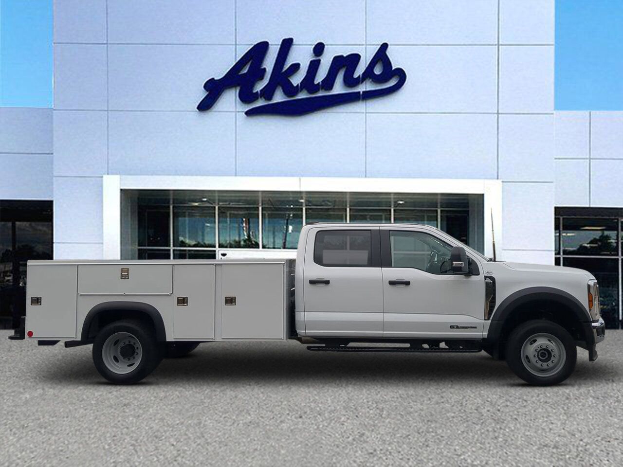 2026 Ford Super Duty F-550 DRW