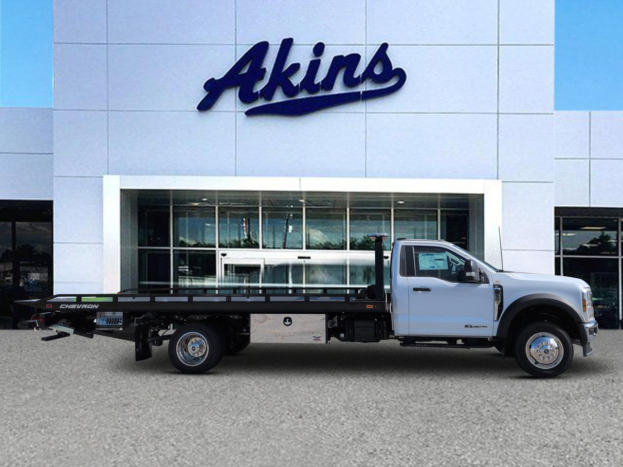 2026 Ford Super Duty F-550 DRW XL