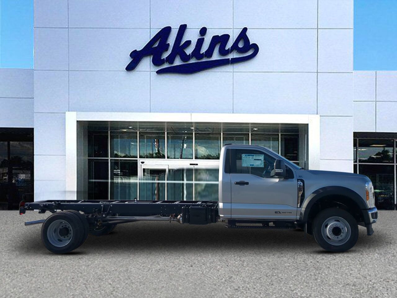 2026 Ford Super Duty F-550 DRW XL