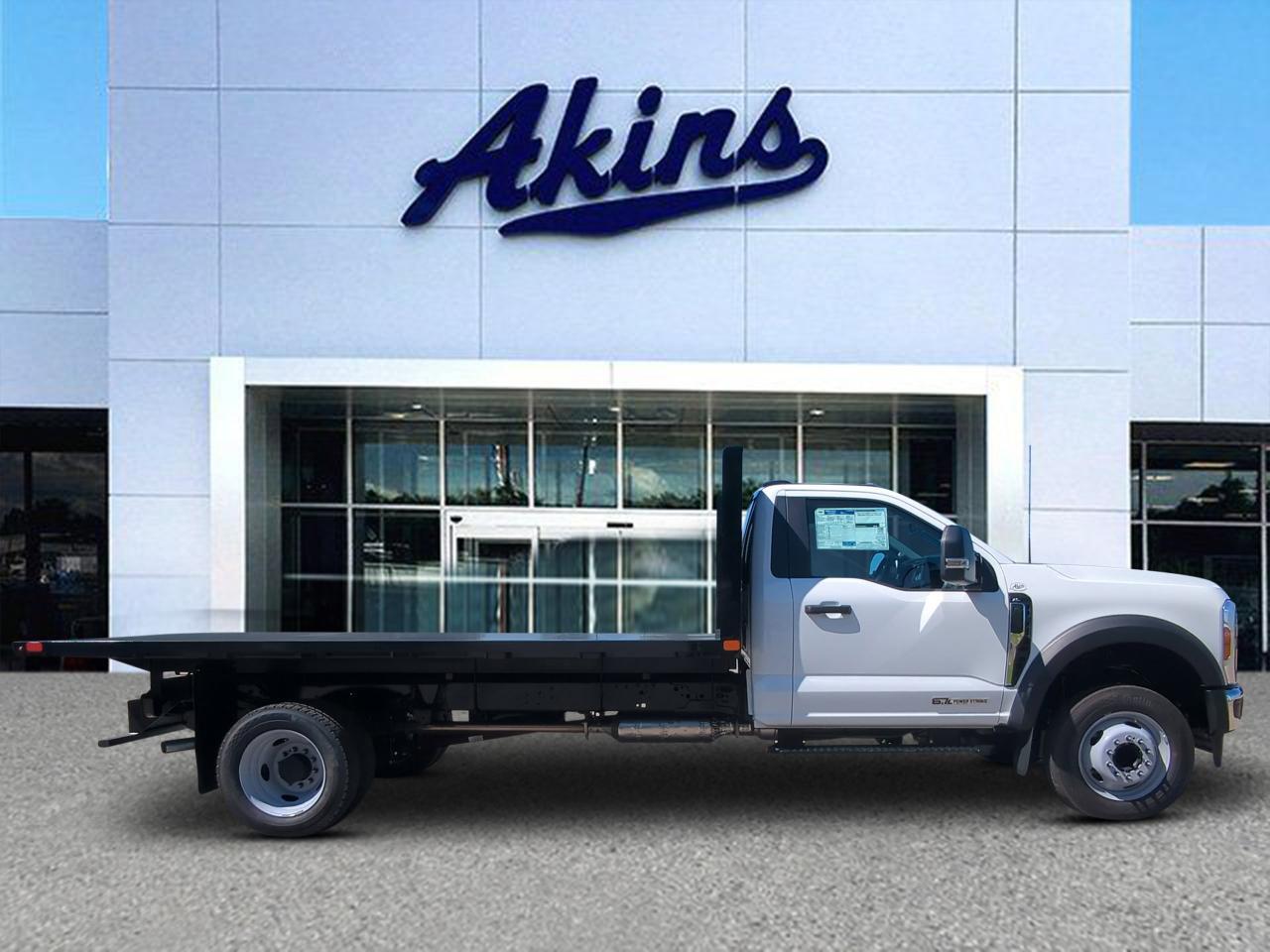 2026 Ford Super Duty F-550 DRW XL