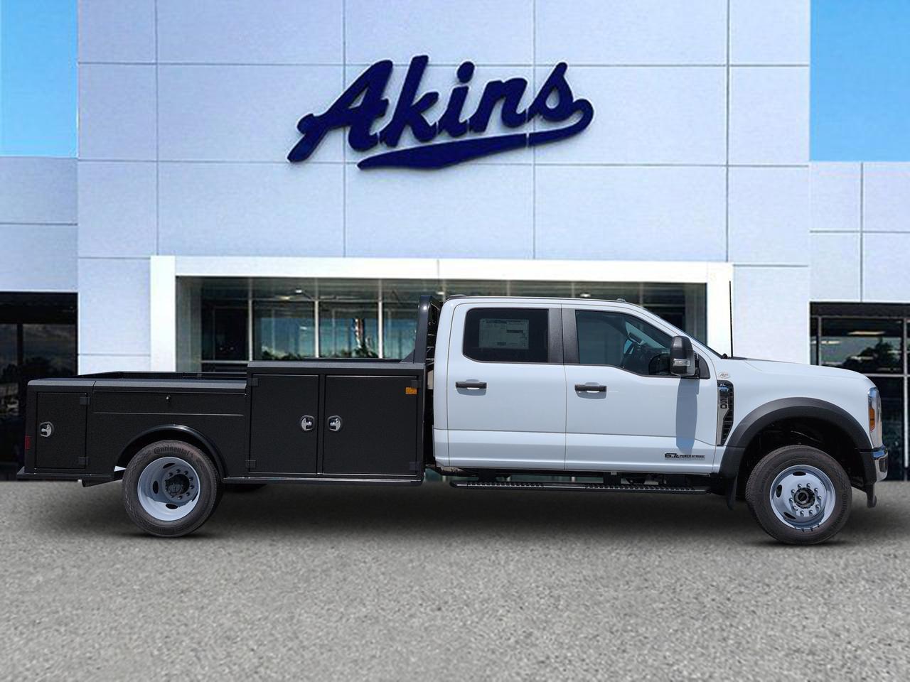 2026 Ford Super Duty F-550 DRW XL