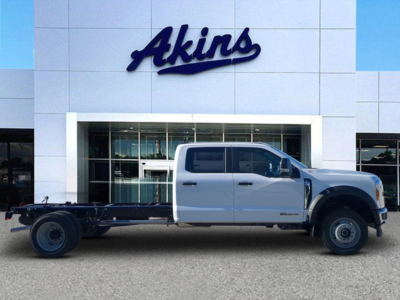 2026 Ford Super Duty F-550 DRW XL