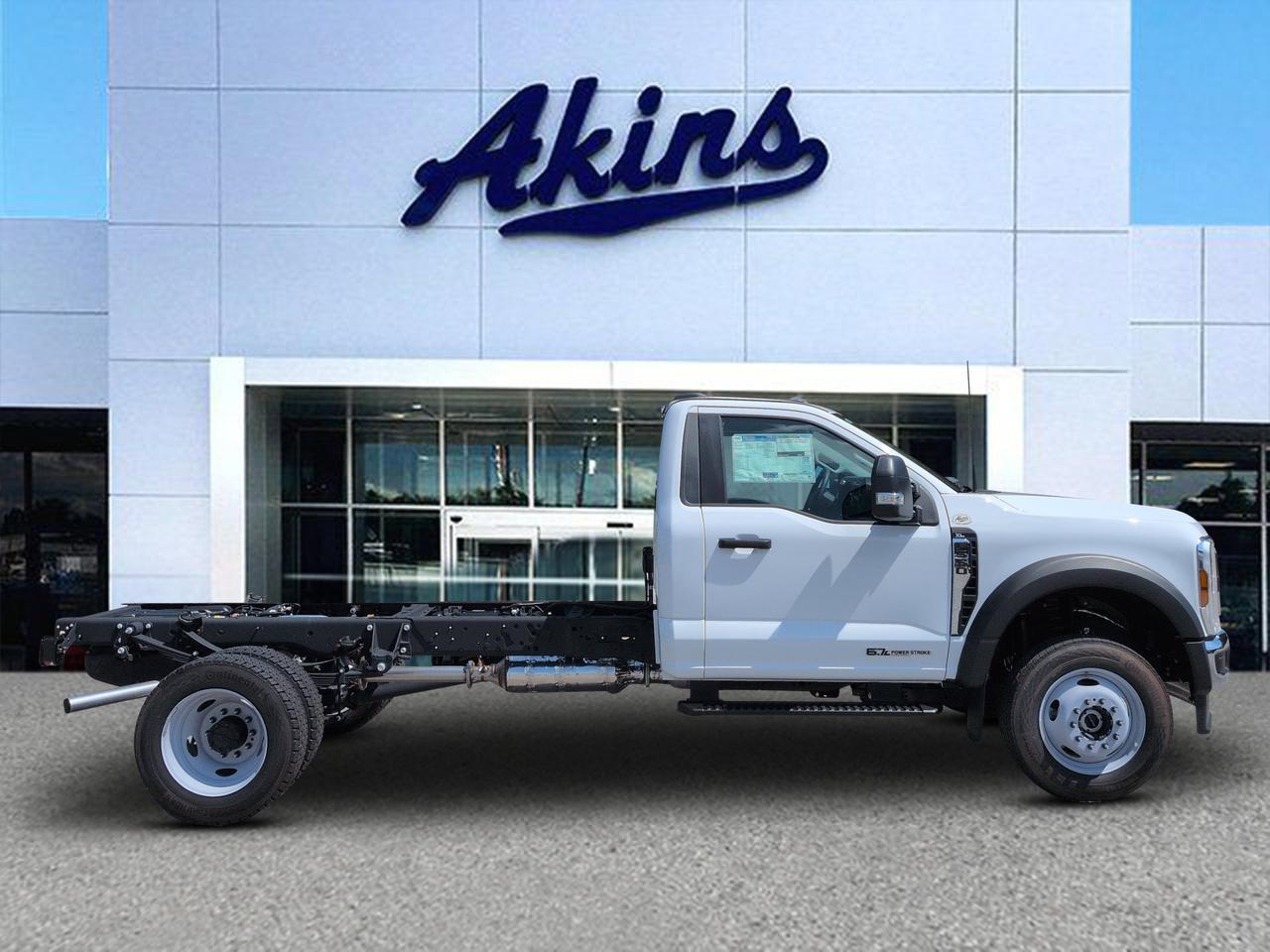 2026 Ford Super Duty F-550 DRW XL