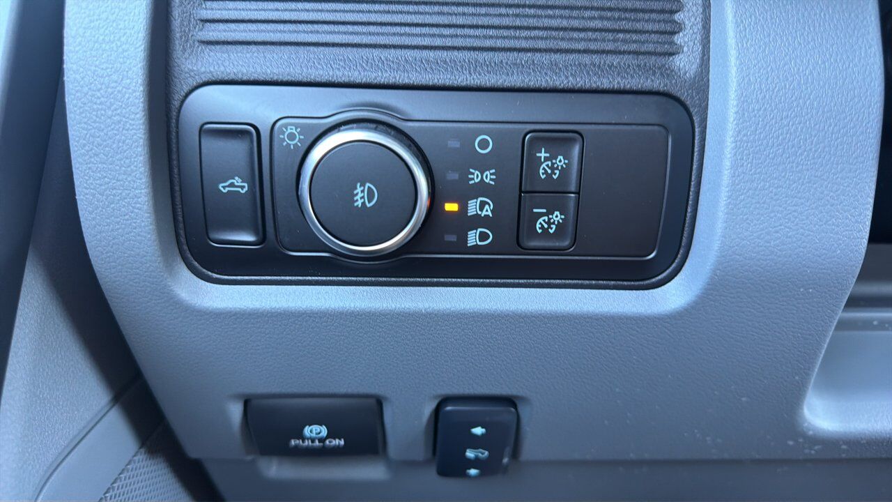 2026 Ford Super Duty F-550 DRW XLT Sherwood Park AB