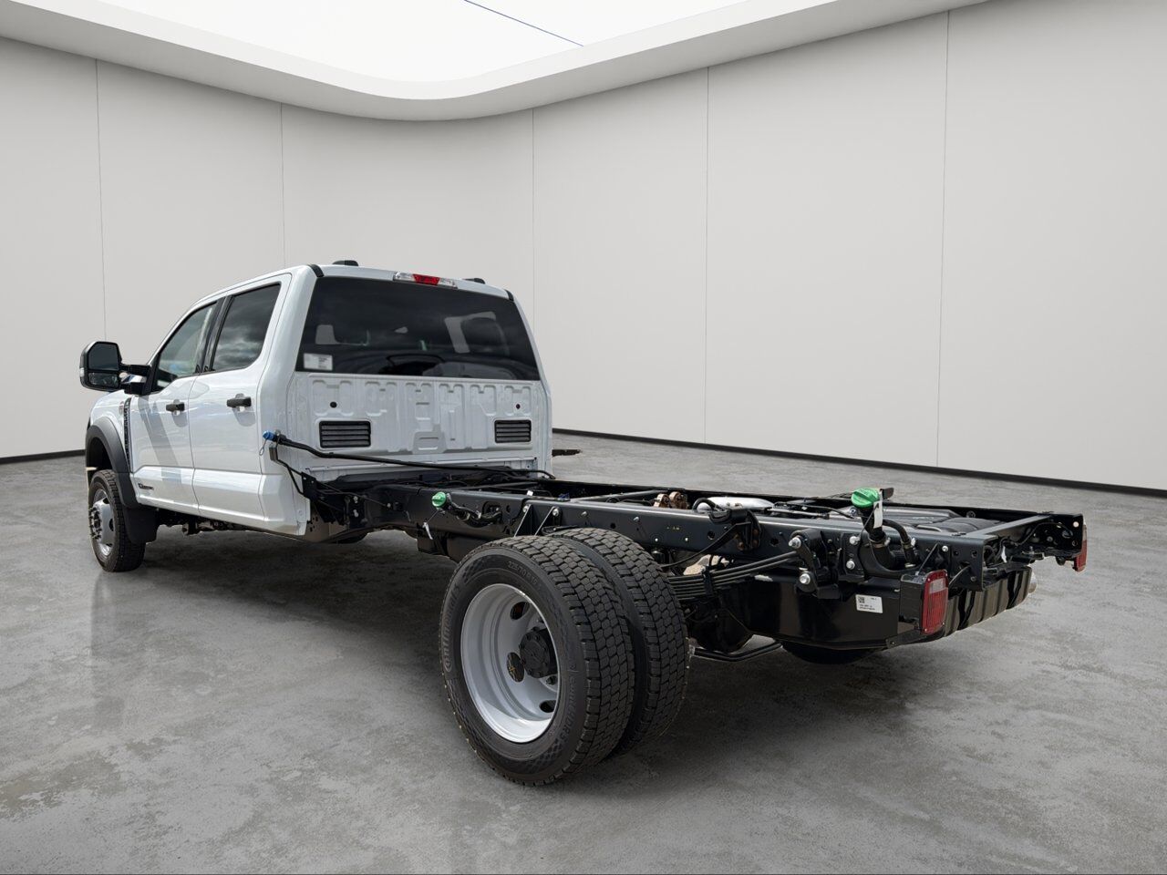 2026 Ford Super Duty F-550 DRW XLT
