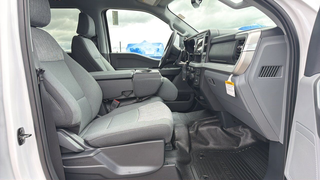 2026 Ford Super Duty F-550 DRW XLT Sherwood Park AB
