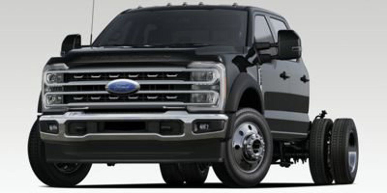 2026 Ford Super Duty F-550 DRW XLT