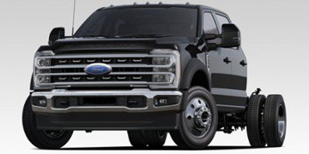 2026 Ford Super Duty F-550 DRW XLT