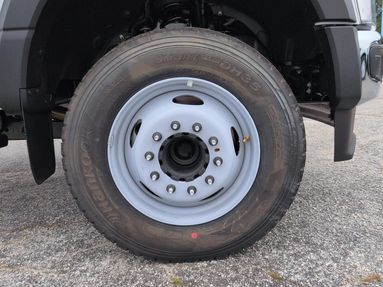 2026 Ford Super Duty F-600 DRW XL Appleton WI