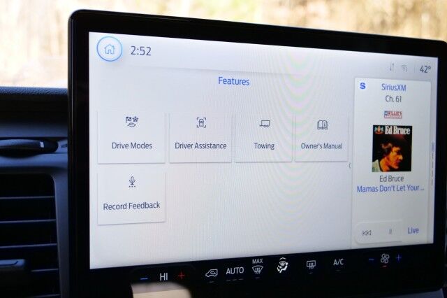 2026 Ford T-350 XL / AWD / Medium Roof / Co-Pilot360 / Trailer Tow PKG! High Point NC