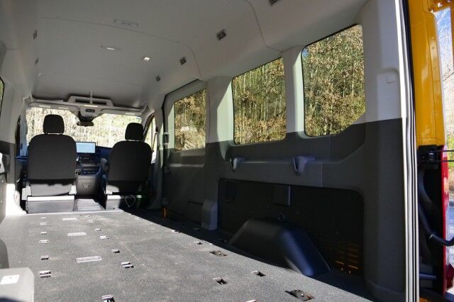 2026 Ford T-350 XL / AWD / Medium Roof / Co-Pilot360 / Trailer Tow PKG! High Point NC