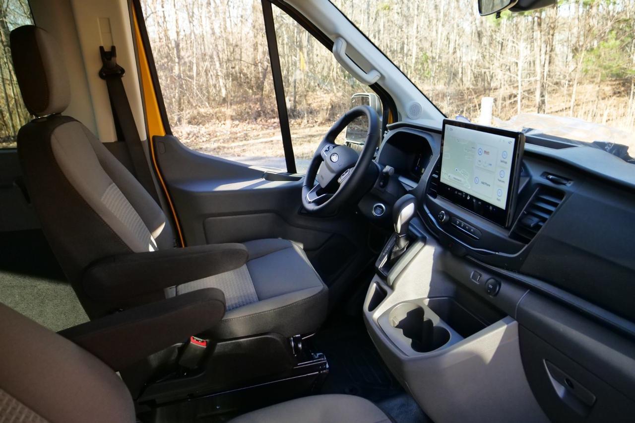 2026 Ford T-350 XL / AWD / Medium Roof / Co-Pilot360 / Trailer Tow PKG! Lincolnton NC