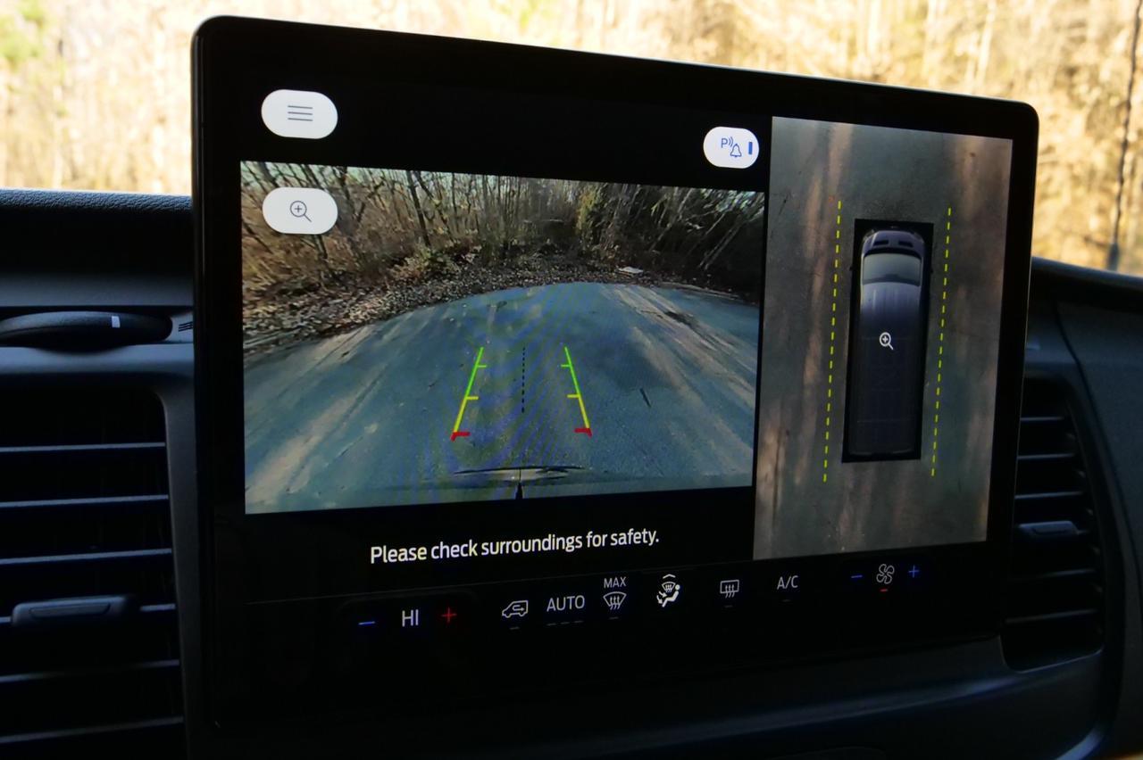 2026 Ford T-350HD XL / AWD / DRW / High Roof / Co-Pilot360! Lincolnton NC