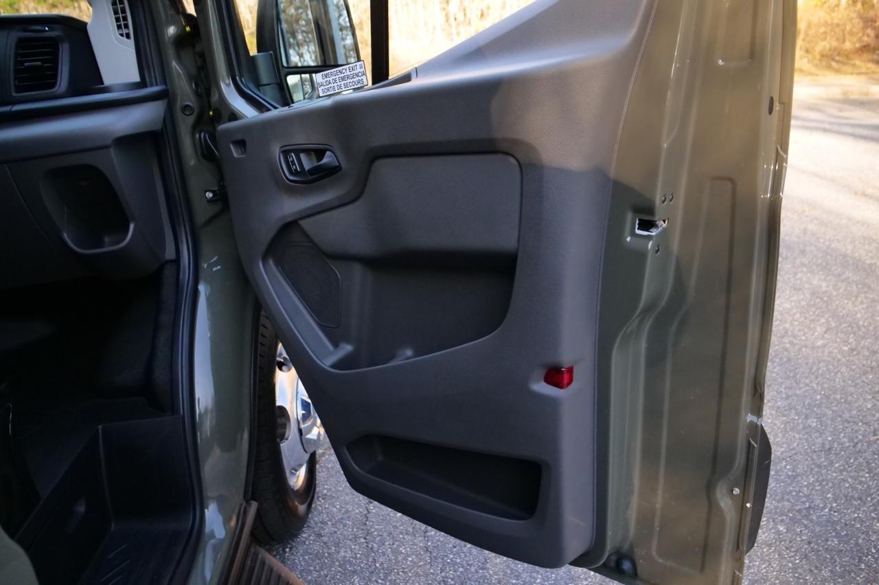 2026 Ford T-350HD XL / AWD / DRW / High Roof / Co-Pilot360! Lincolnton NC