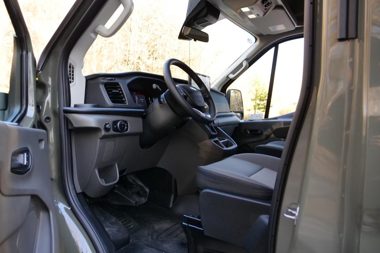 2026 Ford T-350HD XL / AWD / DRW / High Roof / Co-Pilot360! Lincolnton NC