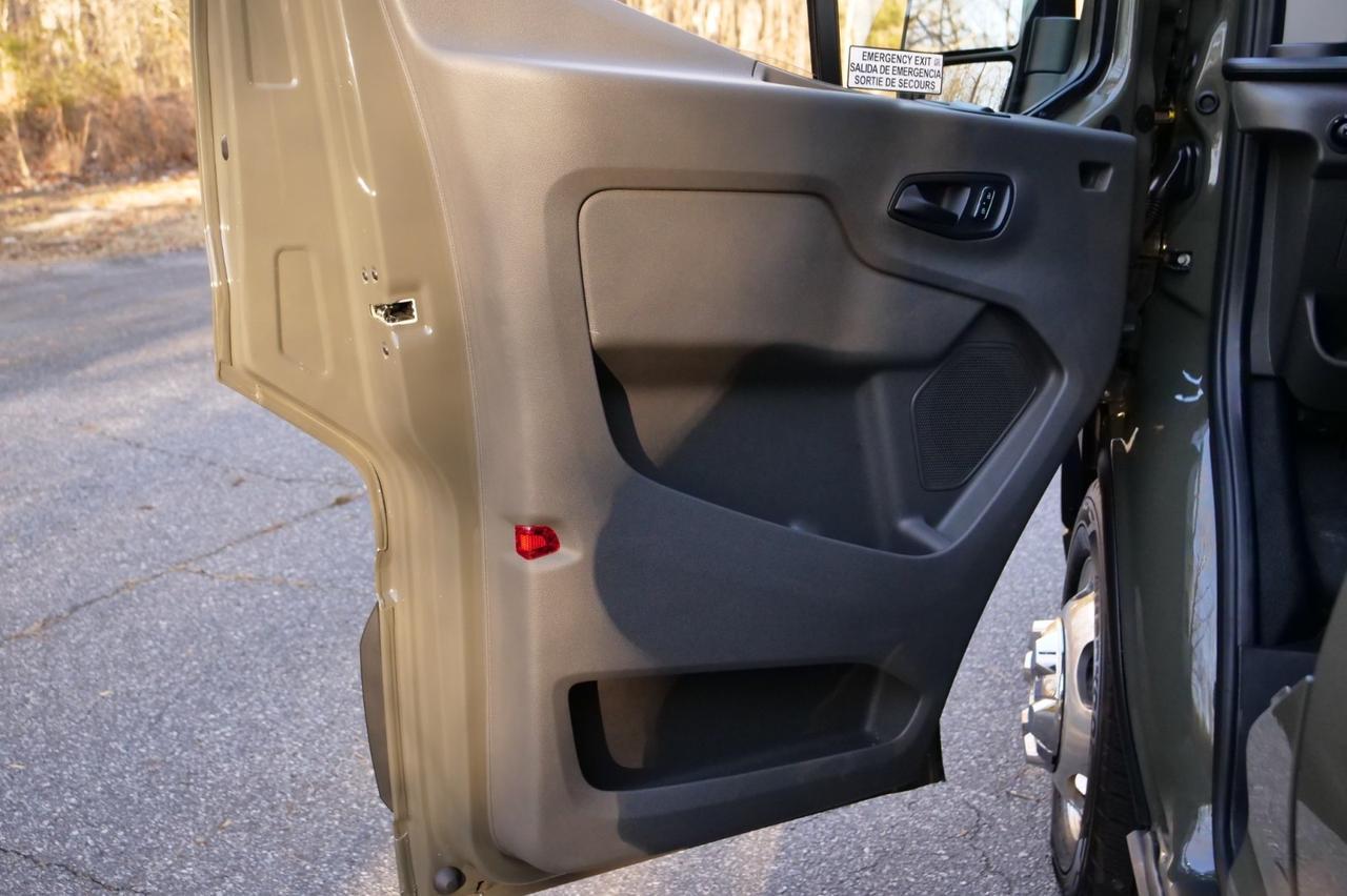 2026 Ford T-350HD XL / AWD / DRW / High Roof / Co-Pilot360! Lincolnton NC