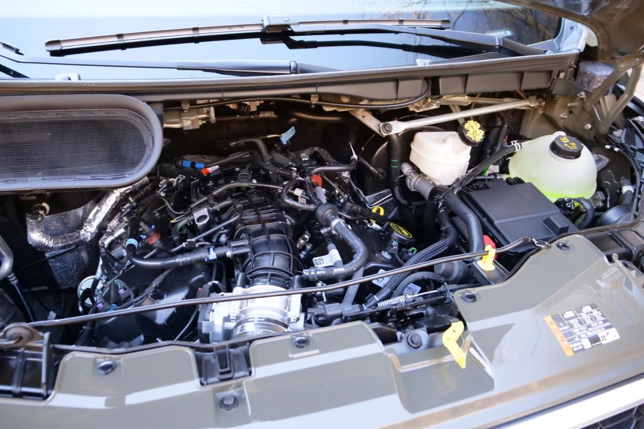 2026 Ford T-350HD XLT / AWD / DRW / High Roof / Upfitter Package! Lincolnton NC